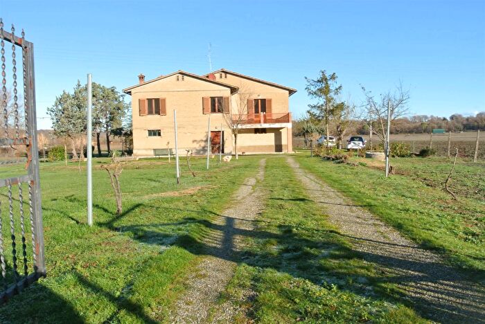 Appartamento con 5 locali in vendita in Colle Di Val DElsa