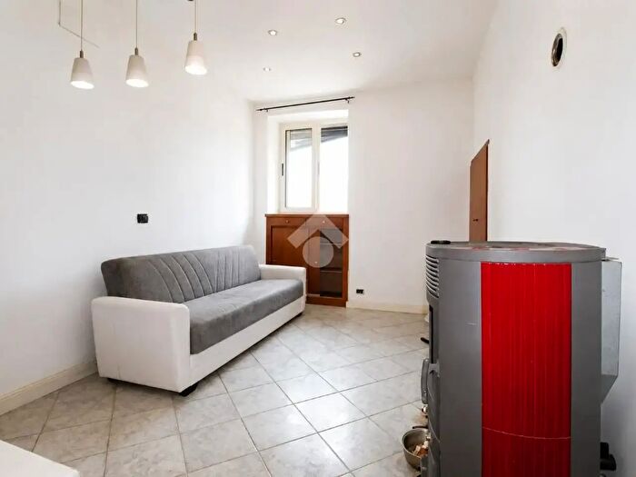 Appartamento bilocale in affitto in Via Nazionale, Porte