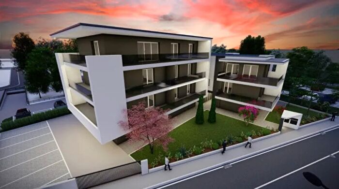 Appartamento trilocale in vendita in Cesena Via Duse Forlìcesena Cesena, Cesena