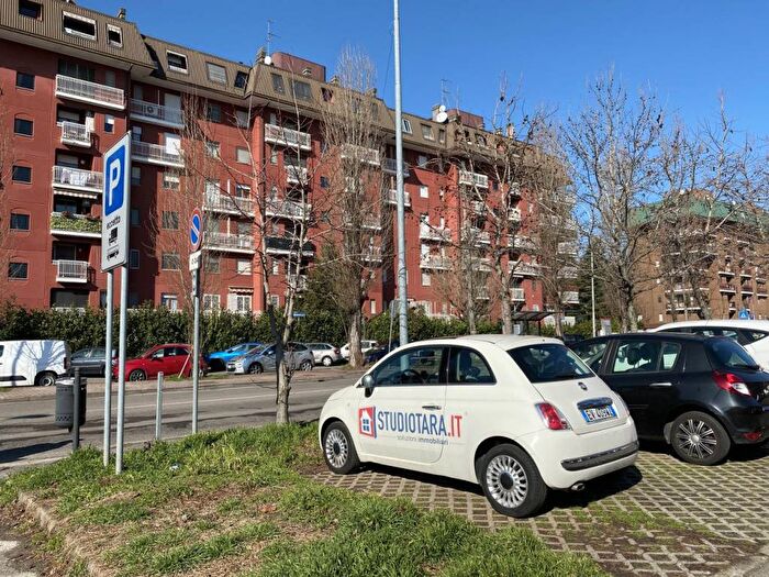 Appartamento bilocale in affitto in Via Matteotti, Centro, Assago