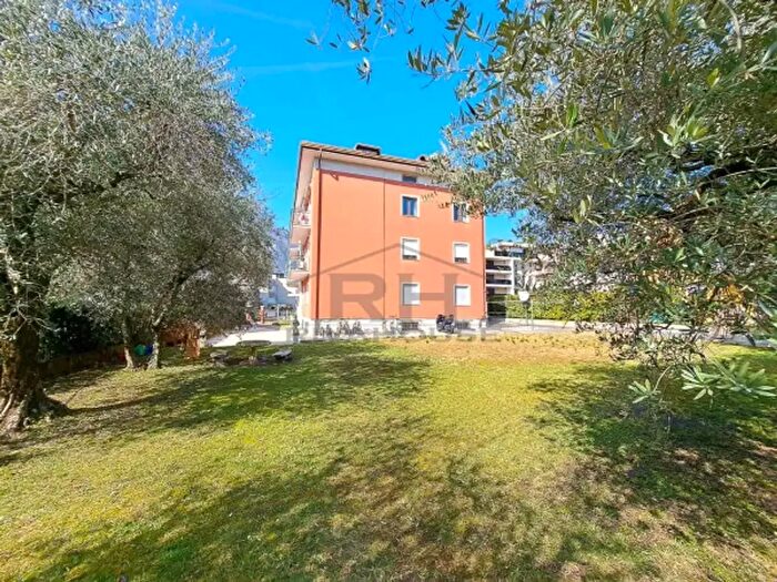 Appartamento trilocale in vendita in Riva Del Garda