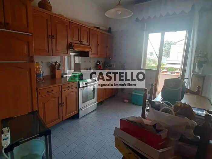 Appartamento con 5 locali in vendita in Abano Terme