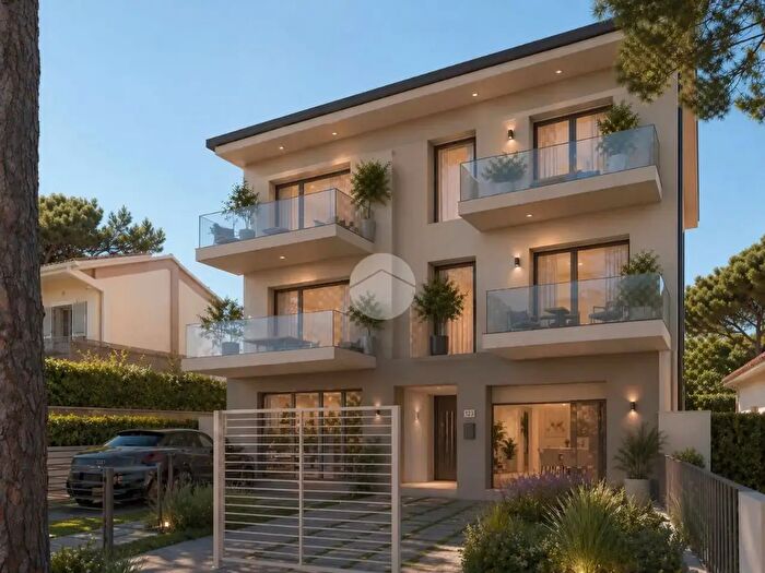 Appartamento quadrilocale in vendita in Viale Matteotti, Cervia