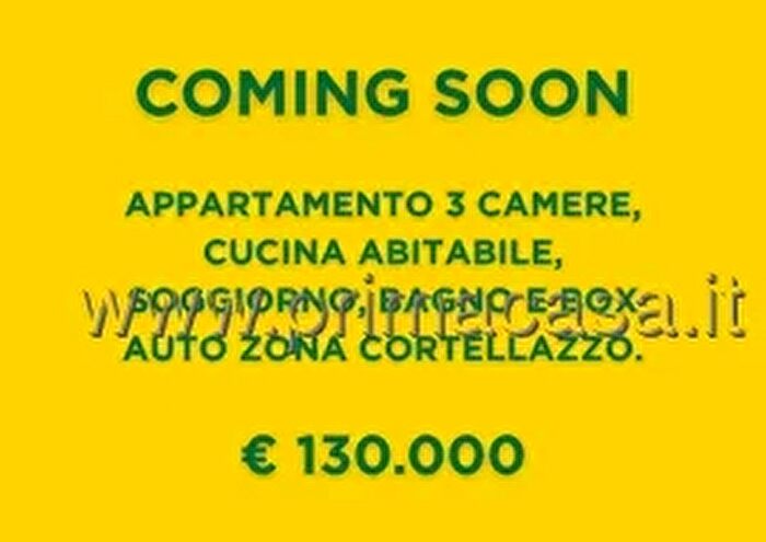 Appartamento con 5 locali in vendita in Via Massaua, Jesolo