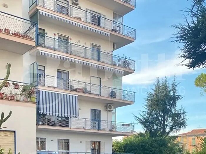 Appartamento trilocale in vendita in Via Botticelli, Aversa