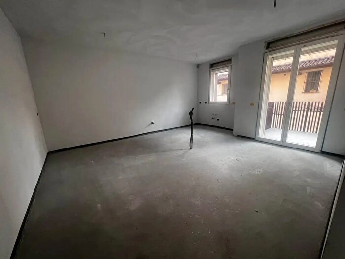 Appartamento con 5 locali in vendita in Piacenza