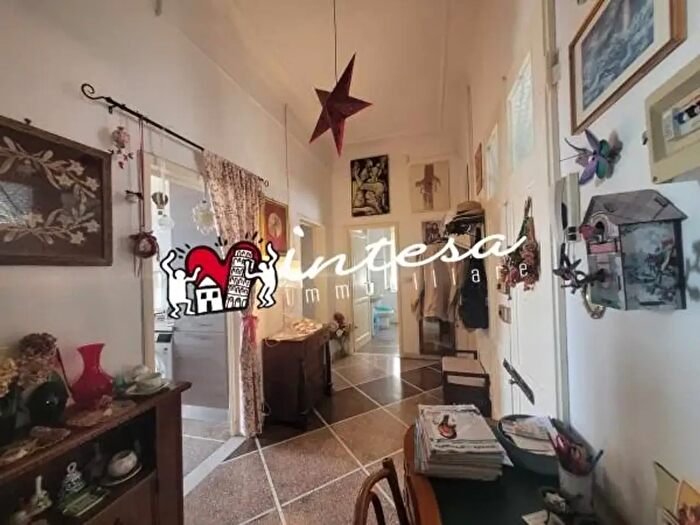 Appartamento con 5 locali in vendita in Pisa