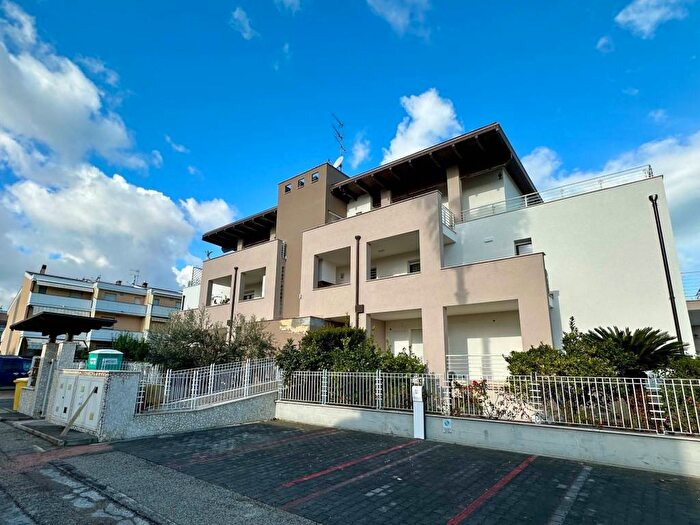 Appartamento bilocale in affitto in Via delle Palme, Cologna Spiaggia, Roseto degli Abruzzi