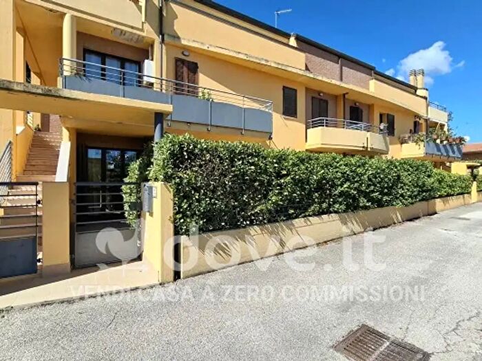 Appartamento trilocale in vendita in Via Arena e, Vallefoglia