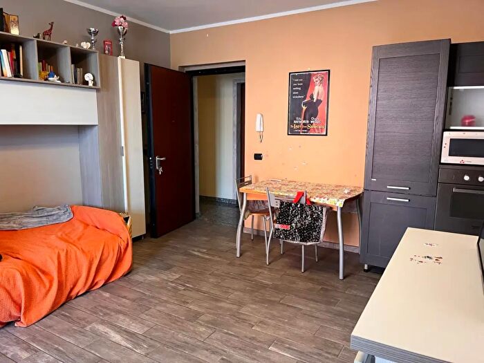 Appartamento trilocale in vendita in Via Alicata, Rottofreno