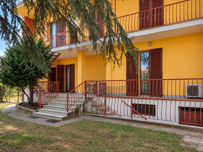 Appartamento trilocale in vendita in Via Cascina Portichetto, Azzano San Paolo