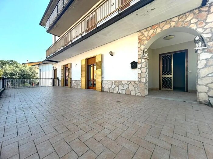 Appartamento quadrilocale in vendita in Via S Sebastiano, Aiello Del Sabato