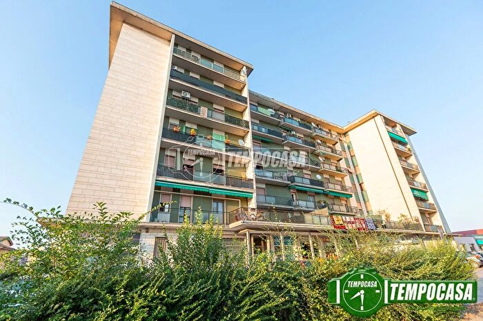 Appartamento trilocale in vendita in Via IV Novembre, Soresina