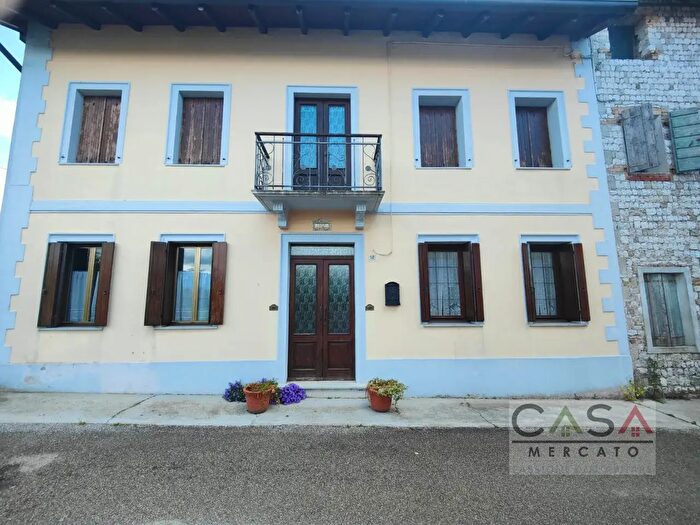 Casa con 5 locali in vendita in Via Franceschin, San Quirino