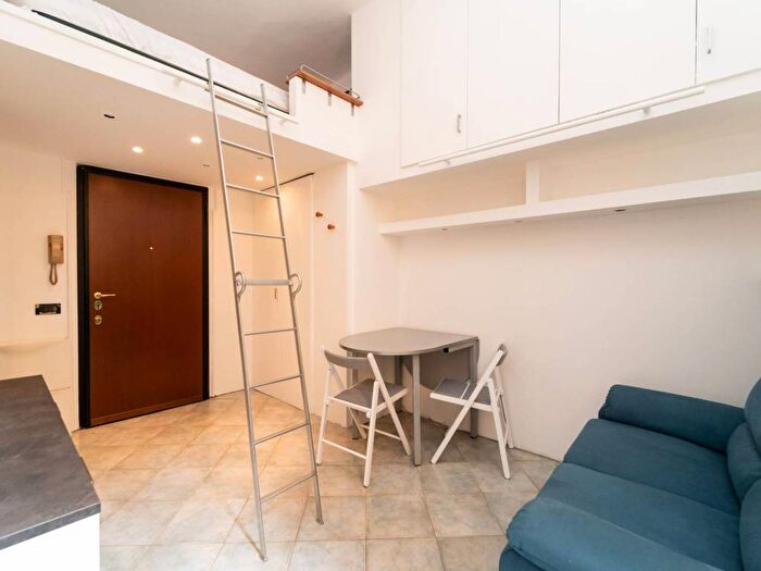 Appartamento monolocale in affitto in Via Lecco, Buenos Aires, Milano