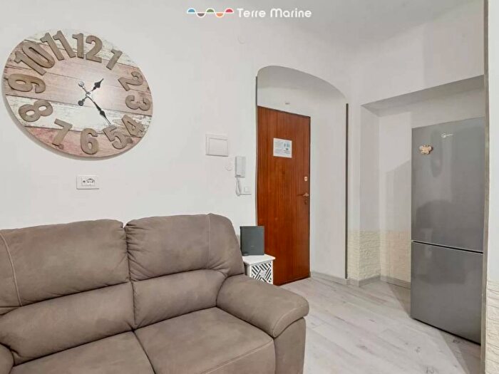 Appartamento bilocale in affitto in Via Napoli, Centro Storico, La Spezia