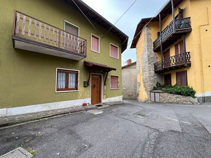 Case in Vendita e in Affitto - 2