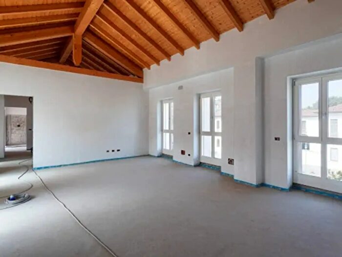 Appartamento trilocale in vendita in Via Solferino, Busto Arsizio