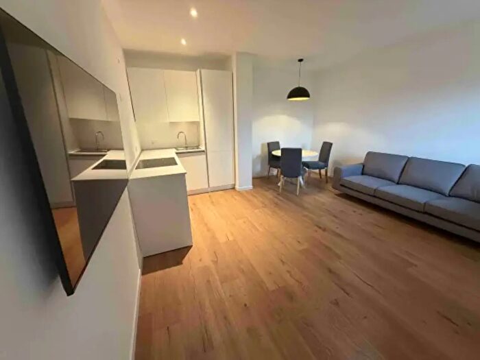 Appartamento bilocale in affitto in Via Meregino, Sesto Calende