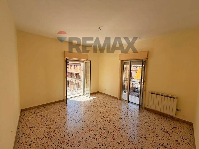 Appartamento con 5 locali in affitto in Via Australia, Canicatti'