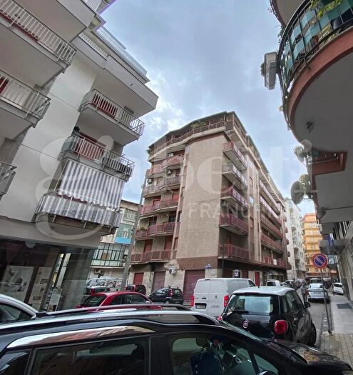 Appartamento quadrilocale in vendita in Via Napoli, Battipaglia