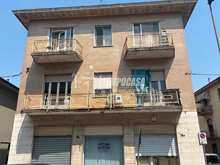 Appartamento con 7 locali in vendita in Via Moncalvo a, Casale Monferrato