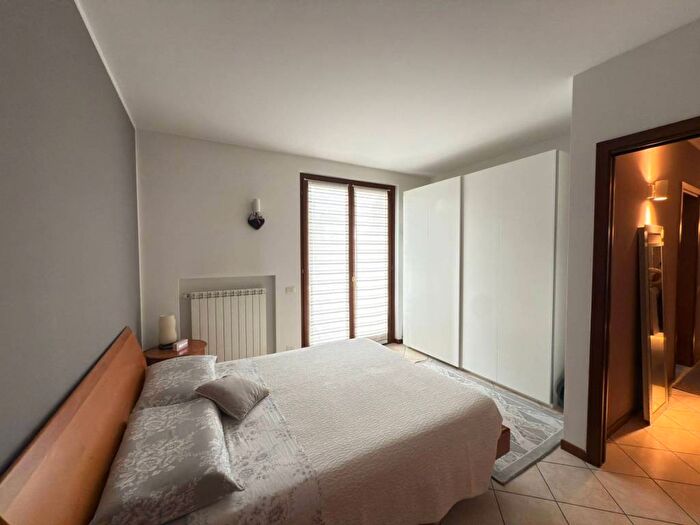 Appartamento trilocale in affitto in via brughiera, Centro, Villa dAlmè