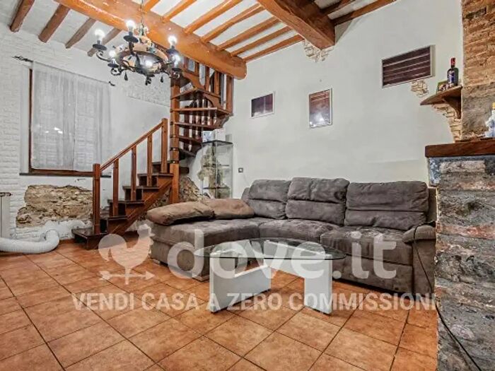 Appartamento trilocale in vendita in Via Bolognese, Pistoia