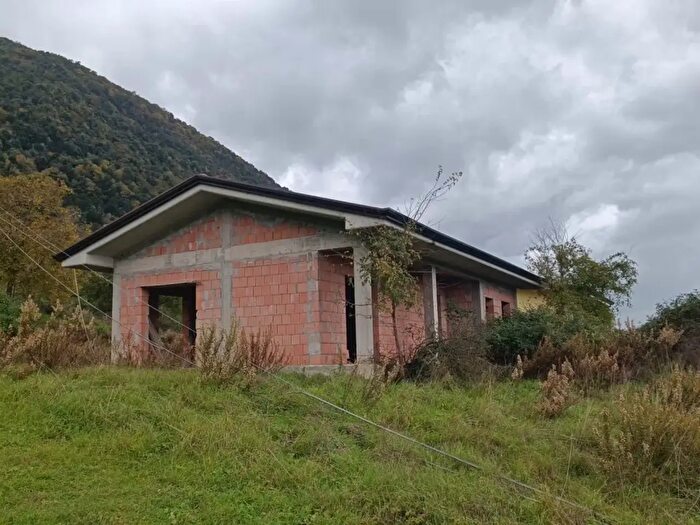 Casa quadrilocale in vendita in Via Fontana del Gatto, Ceccano