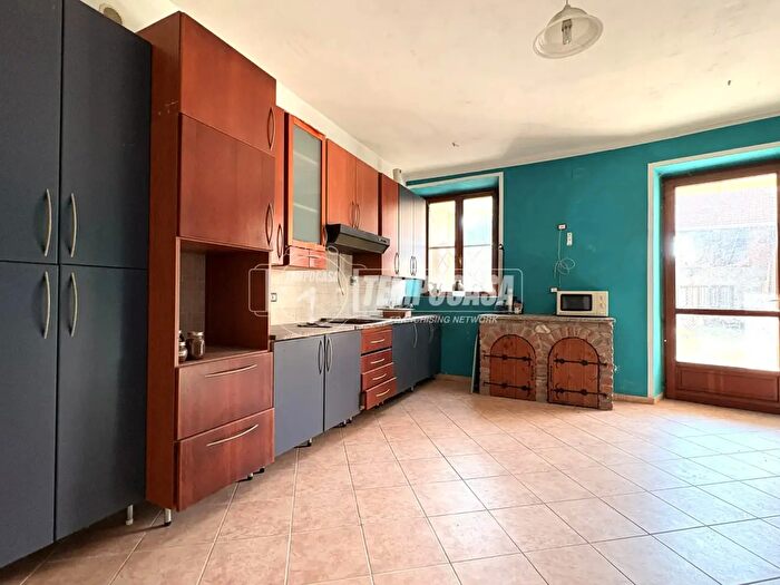 Casa con 5 locali in vendita in Via Borgo, Mercenasco