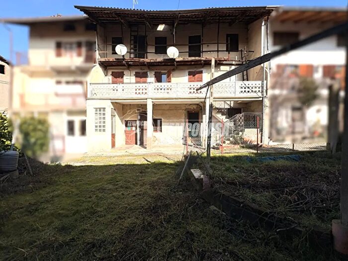 Case in Vendita e in Affitto - 2