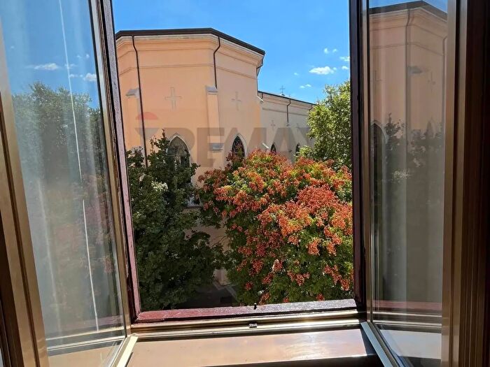 Appartamento trilocale in affitto in Piazza tra I Rivi, Trieste