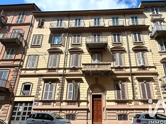 Appartamento trilocale in affitto in Via Vincenzo Gioberti, Torino