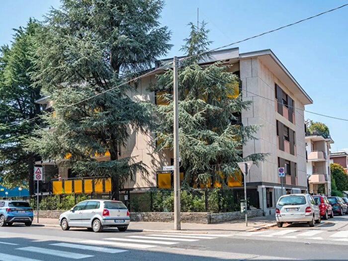 Appartamento quadrilocale in vendita in Via Giovanni Servais, Torino