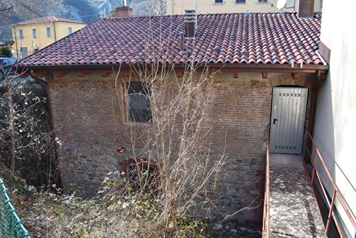 Appartamento con 5 locali in vendita in Via Cà Fabbri, Grizzana Morandi