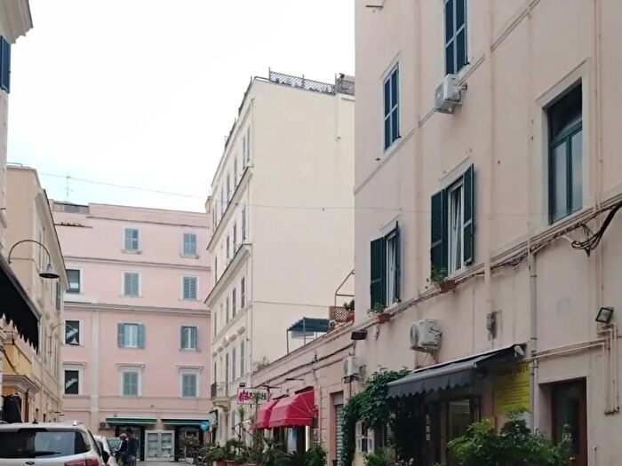 Appartamento trilocale in vendita in Via Agrippina, Anzio