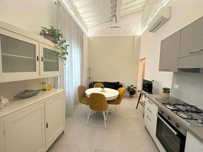 Appartamento trilocale in affitto in Piazza dei Nerli, Firenze