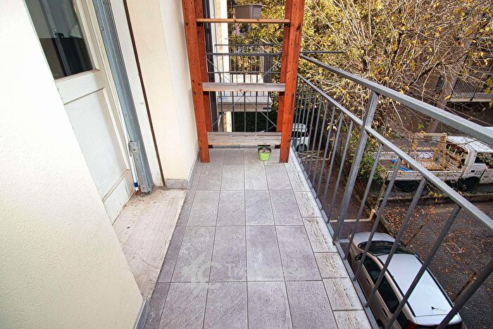 Appartamento trilocale in affitto in Viale Verdi, Modena