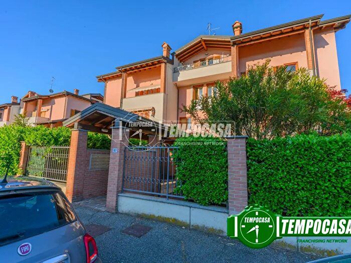 Appartamento trilocale in vendita in Via Gramsci, Gaggiano