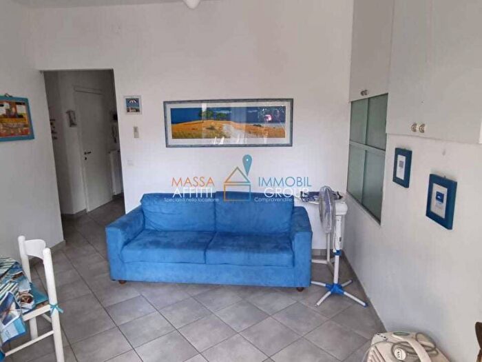Appartamento quadrilocale in affitto in via venezia, Centro, Massa