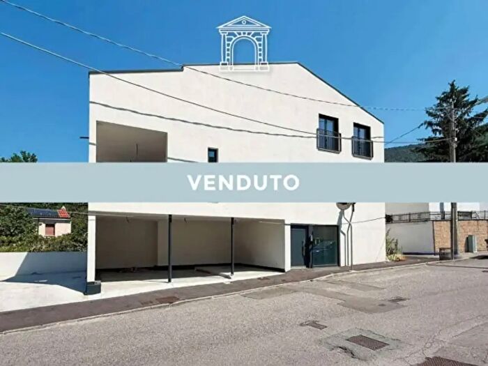 Appartamento quadrilocale in vendita in Via Damiano Chiesa, Trieste
