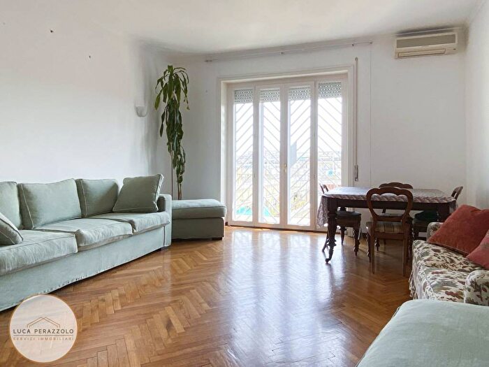 Appartamento quadrilocale in affitto in Via Bradano, Africano Villa Chigi, Roma