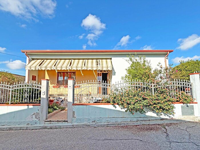 Casa quadrilocale in vendita in Sanluri