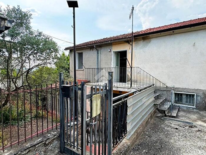 Casa trilocale in vendita in Via San Felice, San Martino Valle Caudina