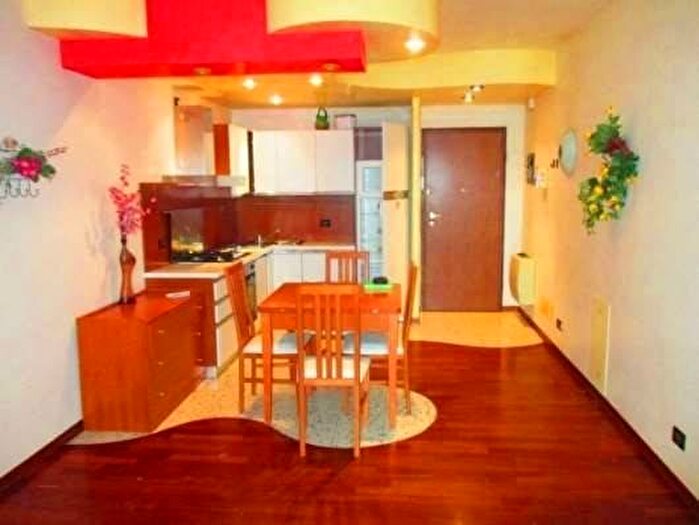 Appartamento trilocale in affitto in via bregolini, Centro, Noale