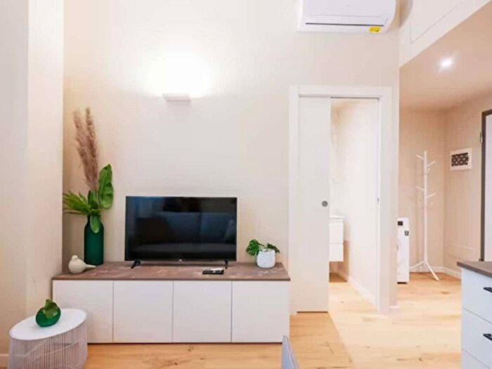 Appartamento bilocale in affitto in Viale Daniele Ranzoni, De Angeli, Milano