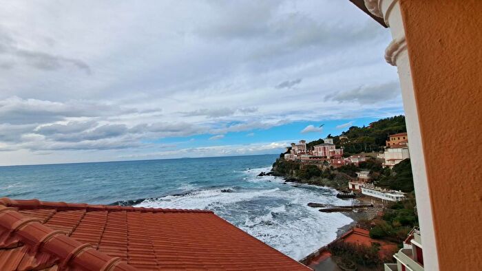 Appartamento bilocale in vendita in Rosignano Marittimo