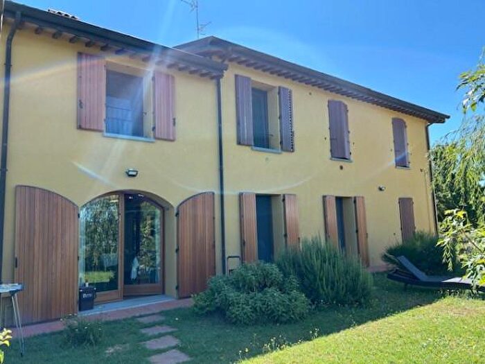 Casa con 6 locali in vendita in Via Balzetta, Faenza