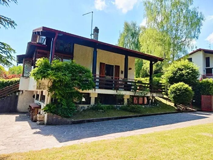 Casa con 5 locali in vendita in Località Piano delle Noci, Alta Valle Intelvi
