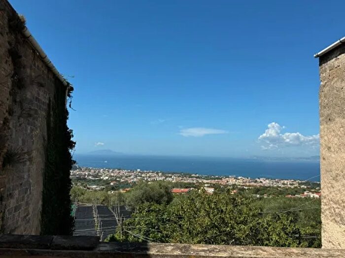 Appartamento bilocale in vendita in Piano Di Sorrento